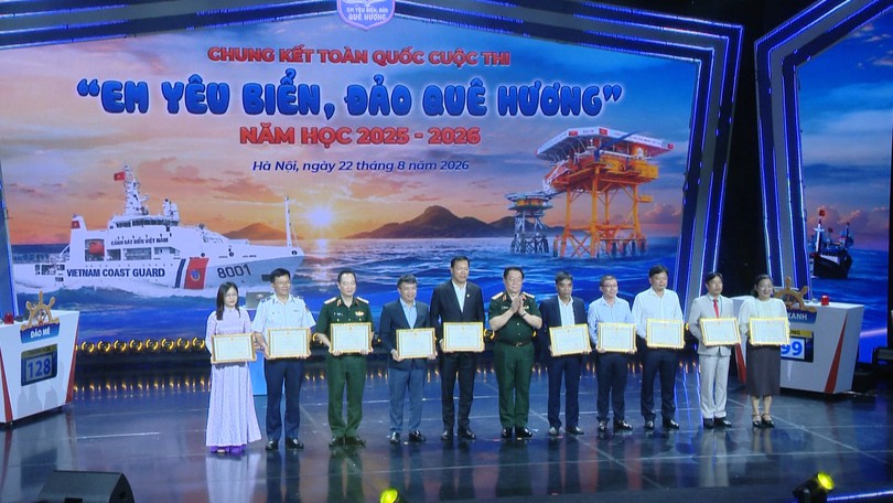 Nuôi dưỡng niềm tự hào và trách nhiệm với biển đảo