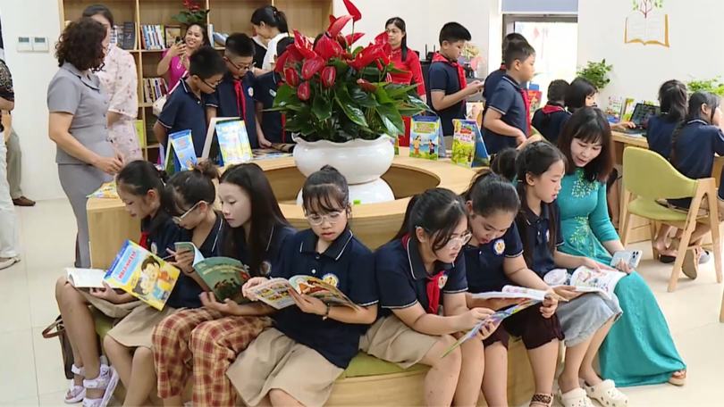 Ra mắt thư viện mở - Không gian đọc thanh lịch