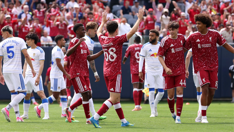 Liverpool lần đầu thất bại cùng HLV Iraola