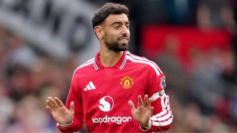 Bruno Fernandes giúp Man United thắng trận đầu mùa