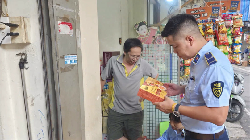 Hà Nội tiêu hủy hàng nghìn sản phẩm bánh Trung thu