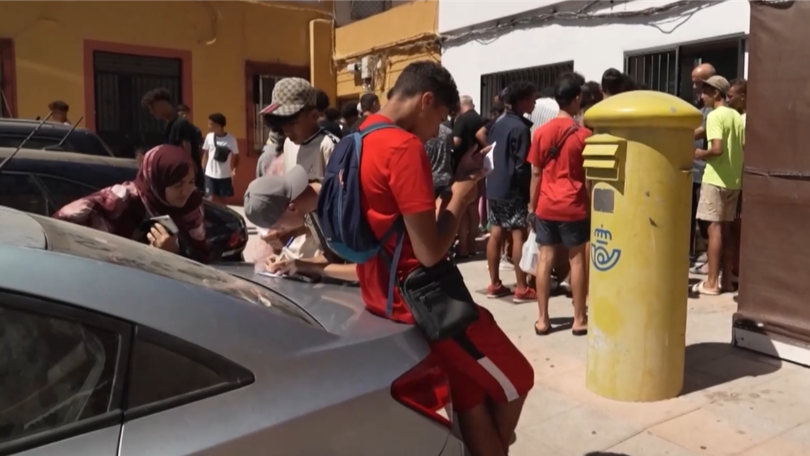 Tây Ban Nha tìm giải pháp cho trẻ di cư ở Ceuta