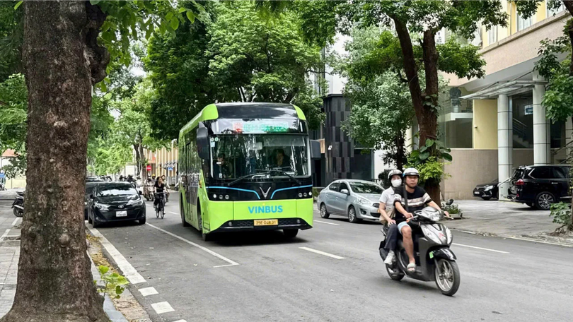Hà Nội hoàn thiện quy trình hỗ trợ chuyển đổi phương tiện xanh