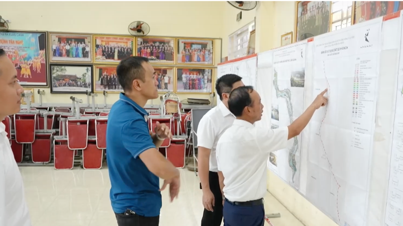 Nhân dân Đông Anh đóng góp ý kiến vào quy hoạch sông Hồng