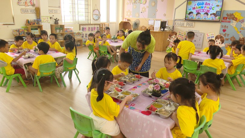 Hà Nội kiểm soát an toàn thực phẩm bếp ăn trường học