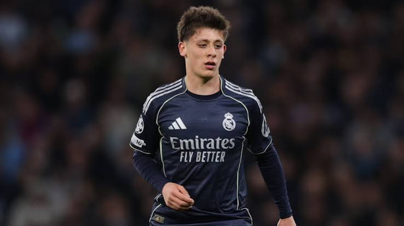 Real Madrid đạt thỏa thuận gia hạn hợp đồng với Arda Guler