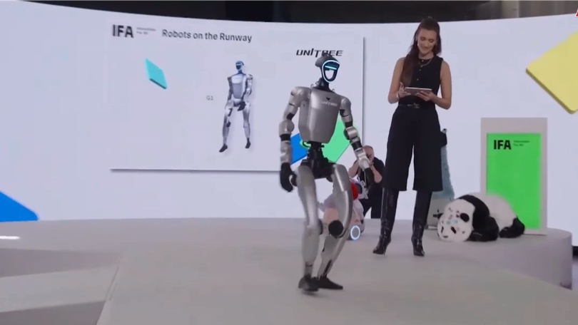 Đức: Robot hình người chiếm lĩnh sàn diễn tại IFA