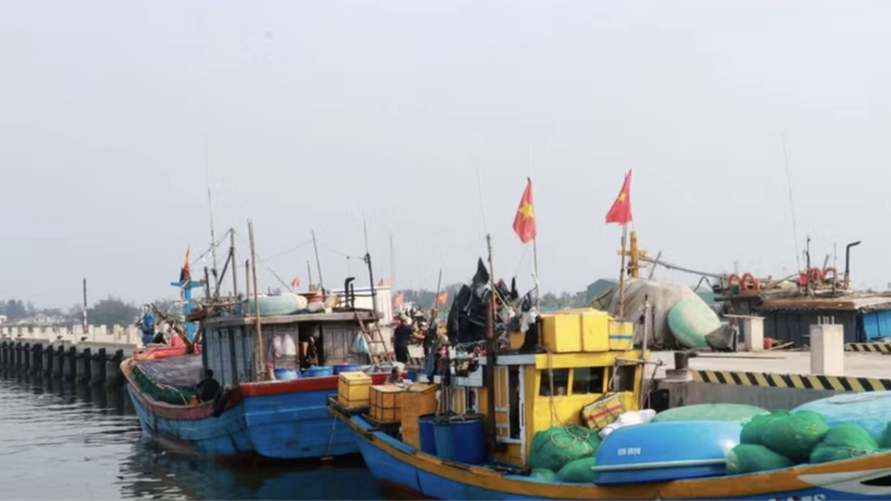 Kiểm soát tàu thuyền, an toàn giao thông trước áp thấp nhiệt đới