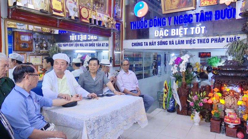 Đề xuất bảo hiểm y tế chi trả thêm thuốc cổ truyền