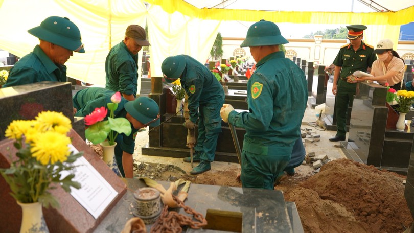 Hà Nội tăng tốc lấy mẫu ADN liệt sĩ
