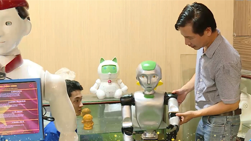 Dám làm robot hình người 'Make in Vietnam' | Con đường doanh nhân | 13/09/2026