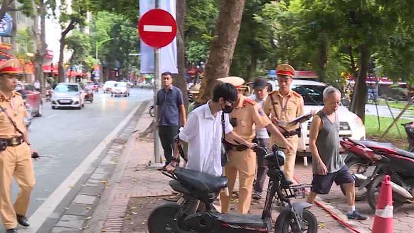 Xử lý gần 1.800 học sinh, phụ huynh vi phạm giao thông