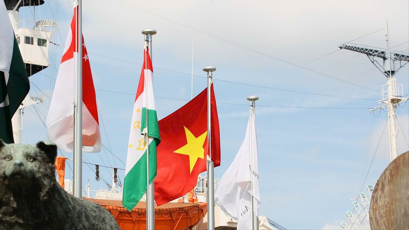 Quốc kỳ Việt Nam tung bay tại ASIAD 20