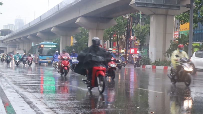 Hà Nội vẫn có mưa rào và dông