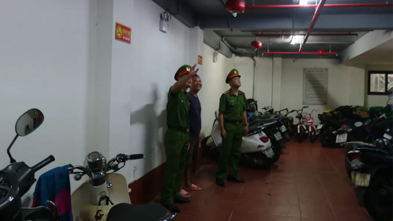 Công an Hà Nội đẩy mạnh hướng dẫn cài đặt app 114