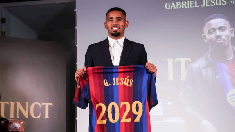 Gabriel Jesus chính thức gia nhập Barcelona