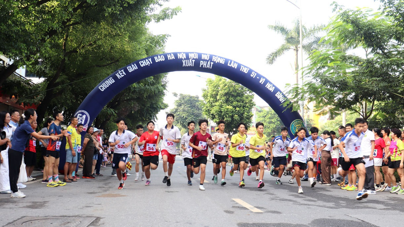 Giải chạy Báo HàNộimới mở rộng phường Kiến Hưng quy tụ nhiều CLB Runner