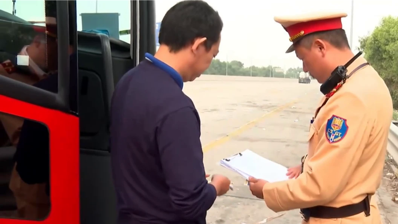 37 vụ TNGT liên quan đến không giữ khoảng cách an toàn