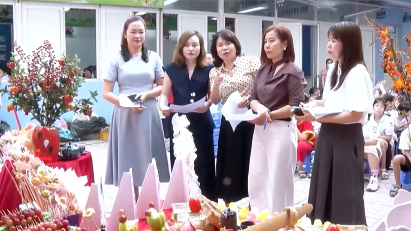 Vui Tết Trung thu, chia sẻ yêu thương