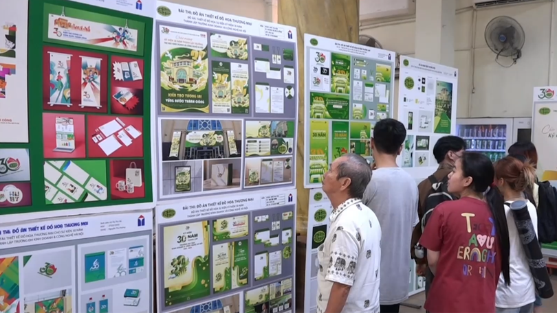 Triển lãm tranh áp phích và nhận diện thương hiệu tại HUBT