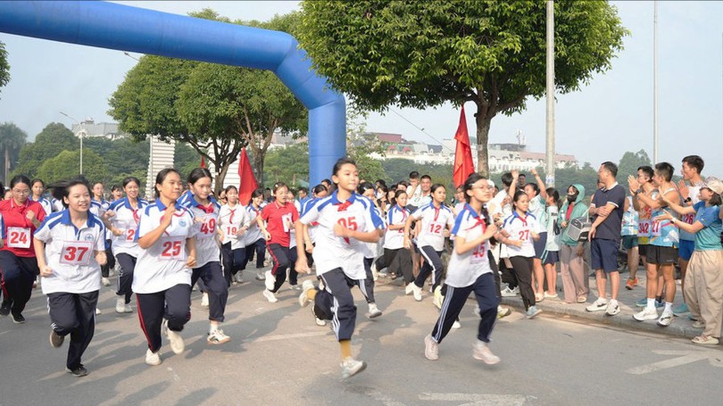 Giải chạy Báo Hà Nội Mới - Lan toả thông điệp 'chạy vì hoà bình'