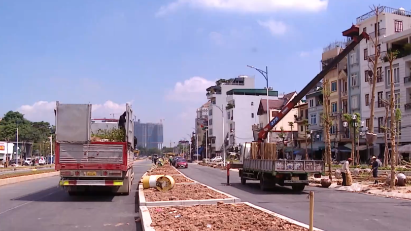 Siết chặt ATGT, vệ sinh môi trường tại các dự án trọng điểm