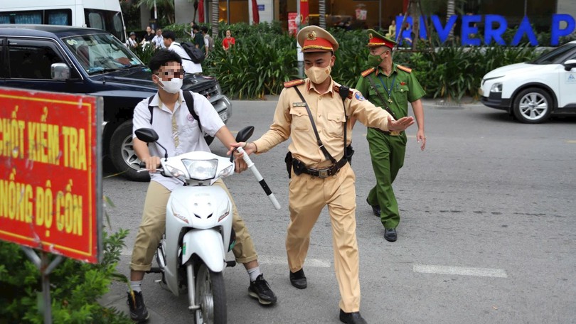 Tuyên truyền, kiểm soát đảm bảo ATGT cho học sinh