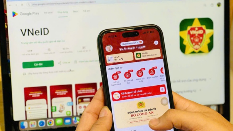 Từ 28/9, chi trả lương hưu qua VNeID