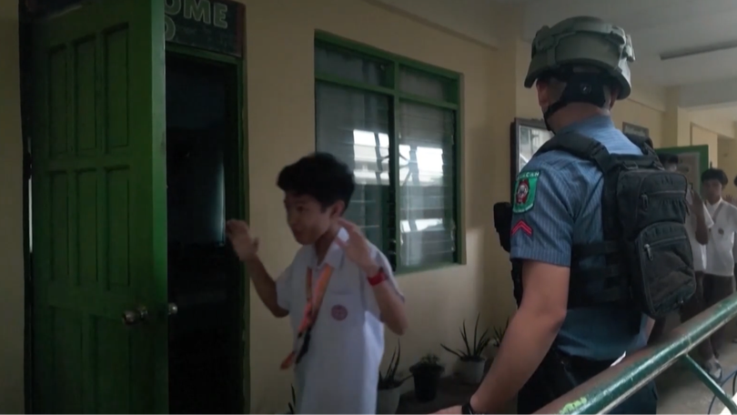 Các trường Philippines diễn tập ứng phó với xả súng