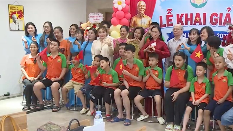 Khai giảng năm học mới tại ngôi trường đặc biệt