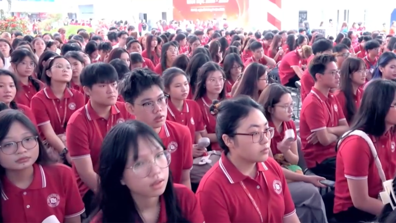 Đại học Ngoại thương khai giảng năm học mới với mô hình các trường chuyên sâu