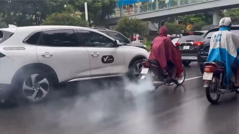 Cơ sở đăng kiểm được tự quyết giá kiểm định khí thải xe máy