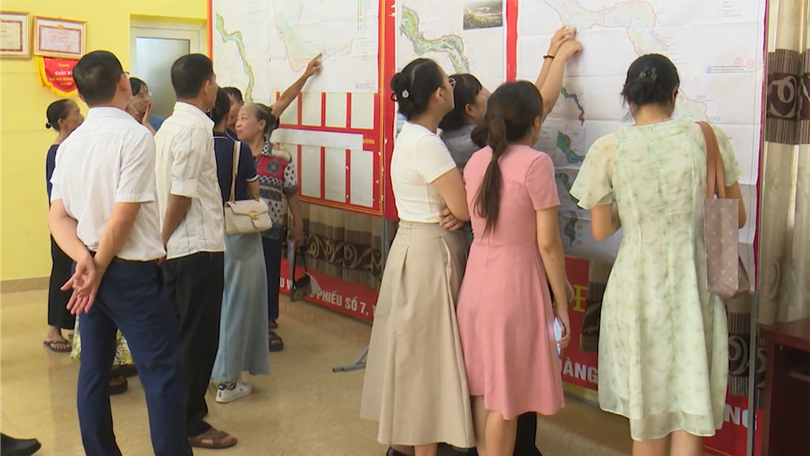 Người dân phường Thượng Cát phấn khởi khi được tái định cư tại chỗ
