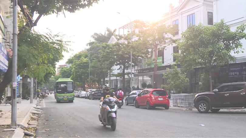 Phường Hà Đông: Xe dừng, đỗ lộn xộn, gây mất mỹ quan