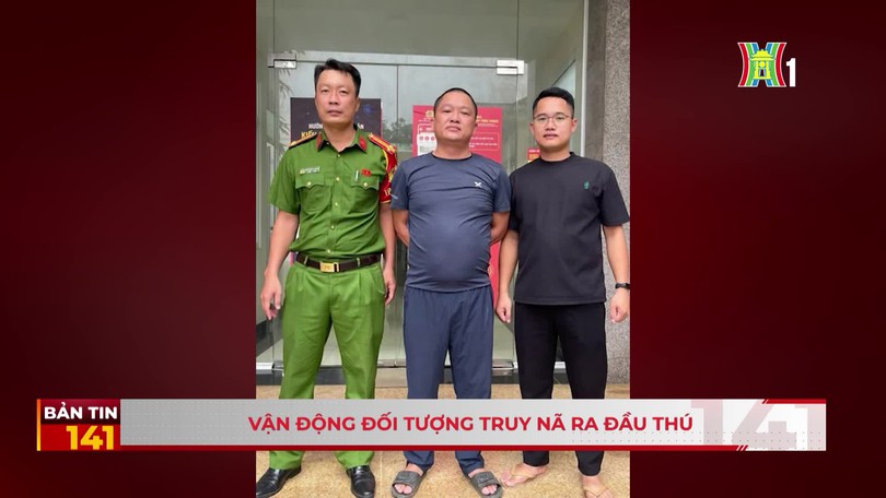 Vận động đối tượng truy nã ra đầu thú