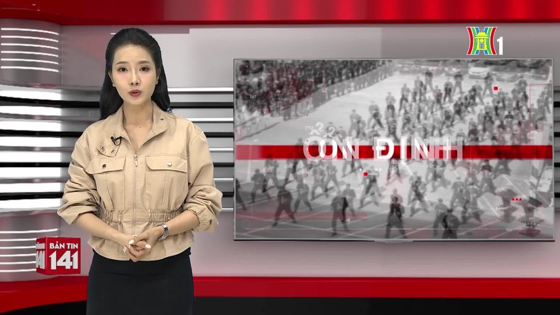 Chiến sĩ công an kịp thời cứu cô gái nhảy hồ trong đêm