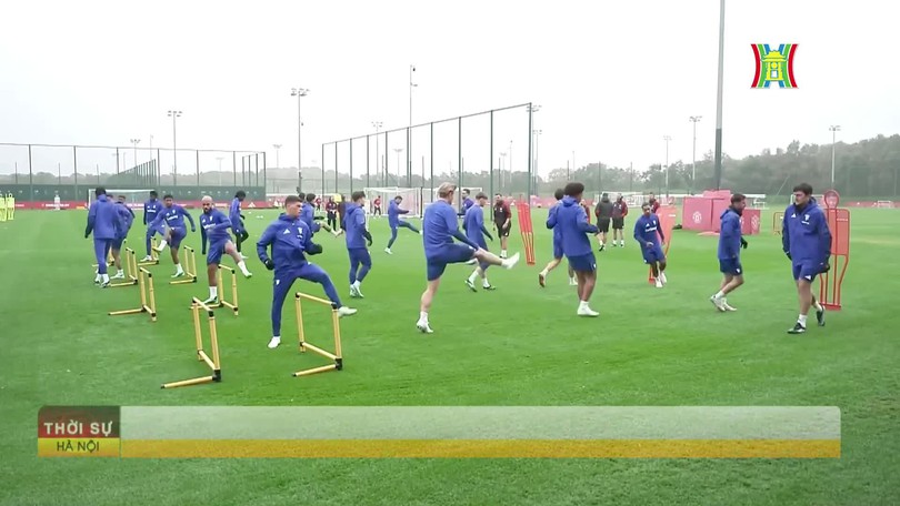 Man United 'giấu bài' tại Champions League