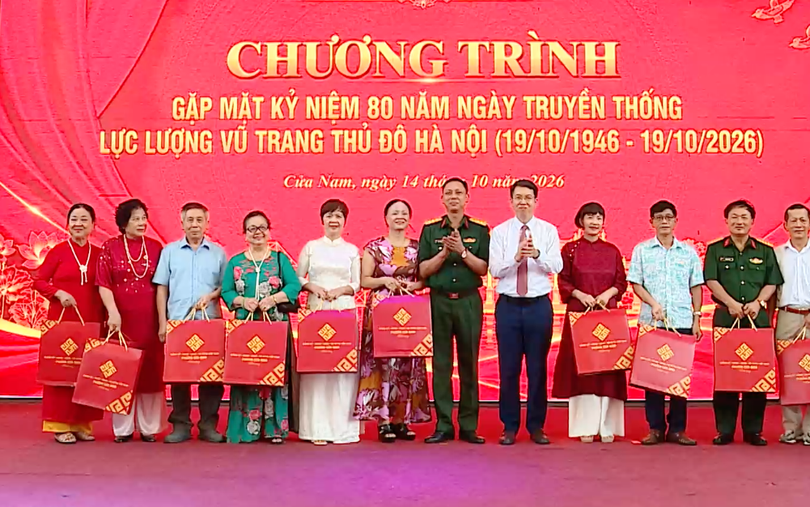 Phường Cửa Nam gặp mặt nhân Ngày Lực lượng vũ trang Thủ đô