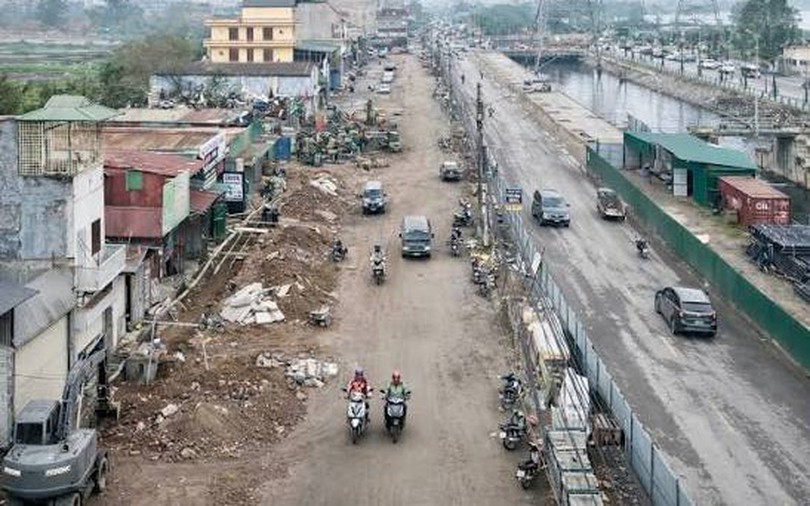 Tháo gỡ điểm nghẽn mặt bằng, tăng tốc thi công dự án
