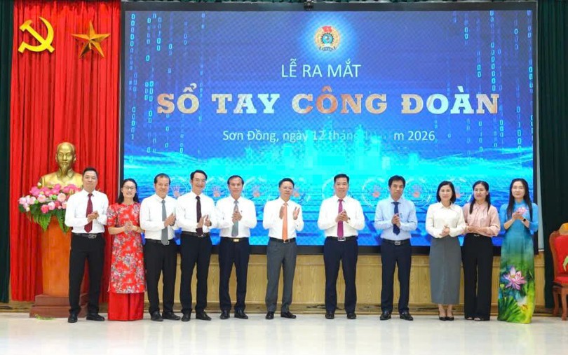 Xã Sơn Đồng ra mắt Sổ tay Công đoàn số