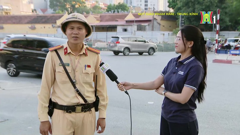 Phân luồng, điều tiết giao thông tại nút giao Vũ Phạm Hàm – Trung Kính