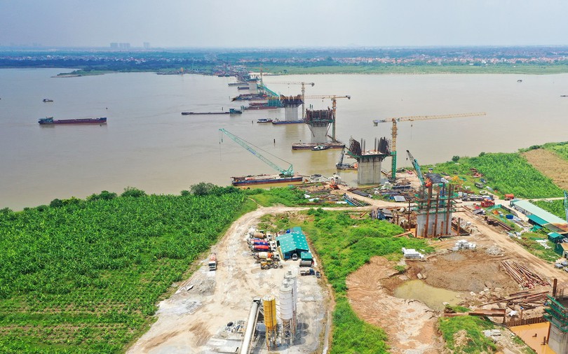 Cầu Hồng Hà đạt khoảng 51% sản lượng thi công