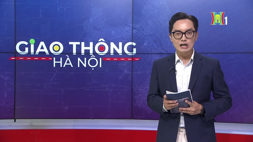 Tập kết dầm, vòm vô cực cầu Trần Hưng Đạo tại cảng Khuyến Lương