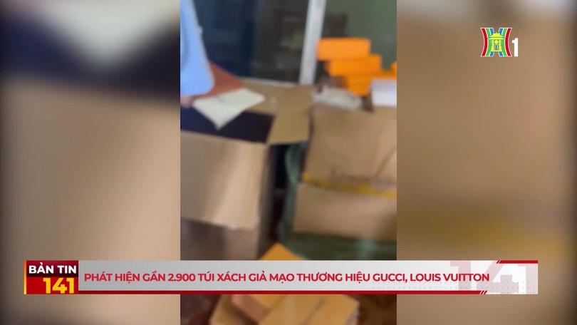 Phát hiện gần 2.900 túi xách giả mạo thương hiệu Gucci, Louis Vuitton