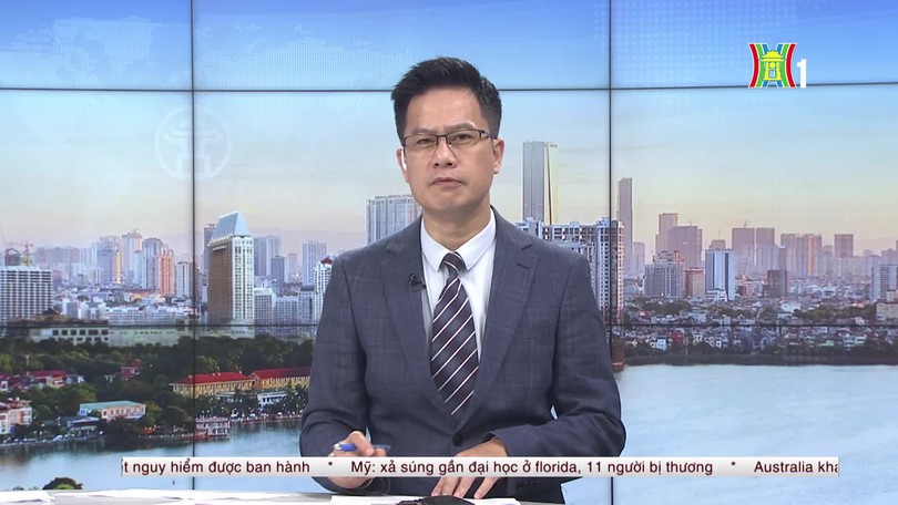 Khoa Ngôn ngữ học và Việt Nam học đón nhận Huân chương Lao động hạng Nhì