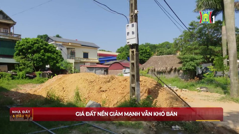 Giá đất nền giảm mạnh vẫn khó bán