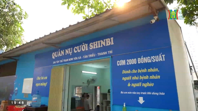 Ấm lòng bữa cơm 2.000 đồng cho bệnh nhân ung thư