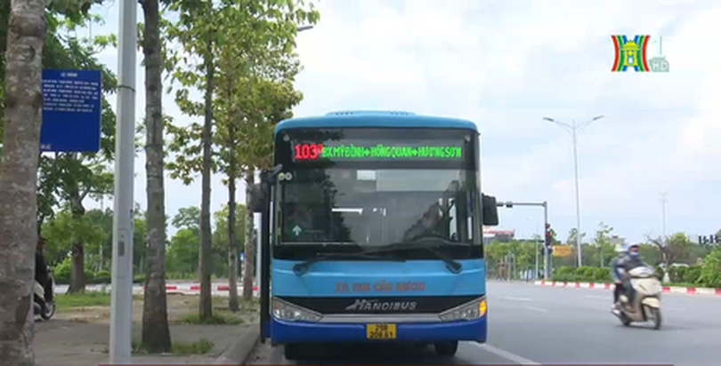 Bus Hà Nội vận chuyển 13,8 triệu lượt khách 6 tháng đầu năm