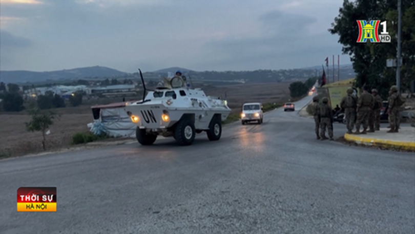 Lực lượng Israel nã pháo sang cả Lebanon