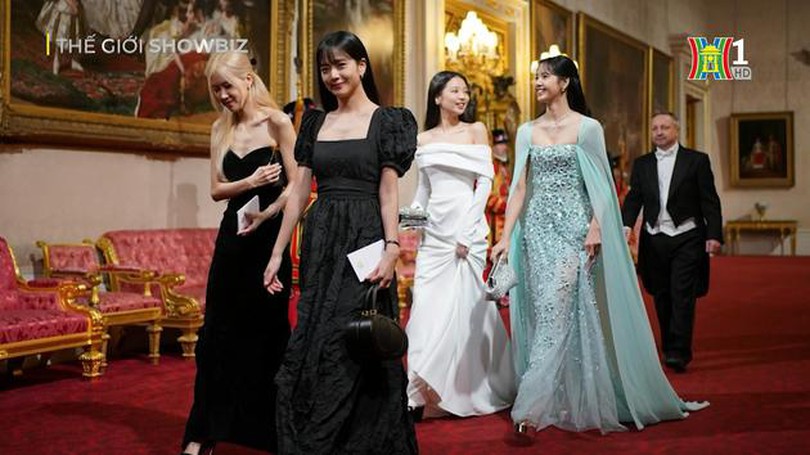 BLACKPINK lộng lẫy xuất hiện tại Cung điện Buckingham